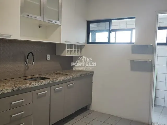 Apartamento 3 quartos e 2 banheiros, à venda, no bairro Centro em Petrolina