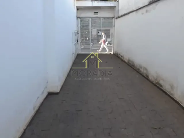 Apartamento com 350m² 2 quartos e 1 banheiro, para alugar, no bairro Centro em Guaxupé