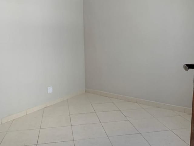 Apartamento 2 quartos e 1 banheiro, à venda, no bairro São Mateus em Juiz de Fora