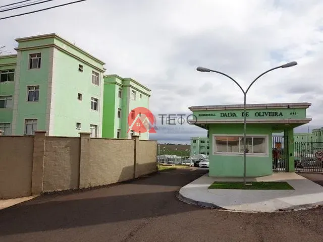 Apartamento 2 quartos e 1 banheiro, para alugar, no bairro Parque Tarumã em Maringá