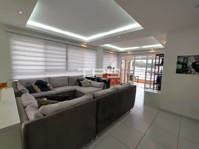 Apartamento com 228m² 3 quartos e 3 banheiros, à venda, no bairro Centro em Taubaté