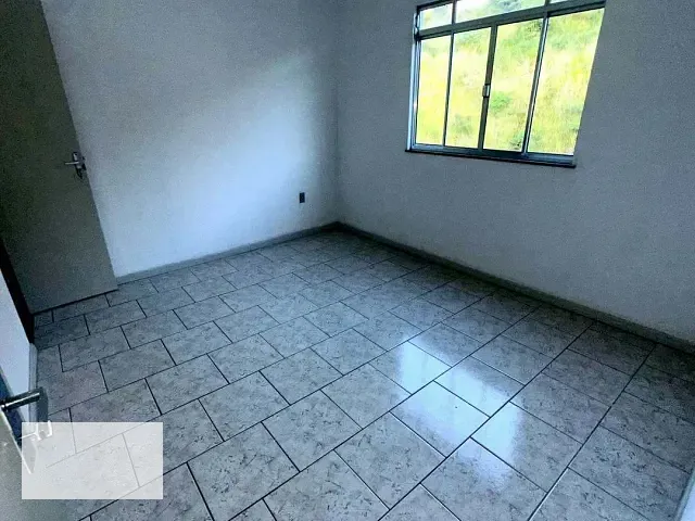 Apartamento 1 quarto e 1 banheiro, para alugar, no bairro Centro em Santos Dumont
