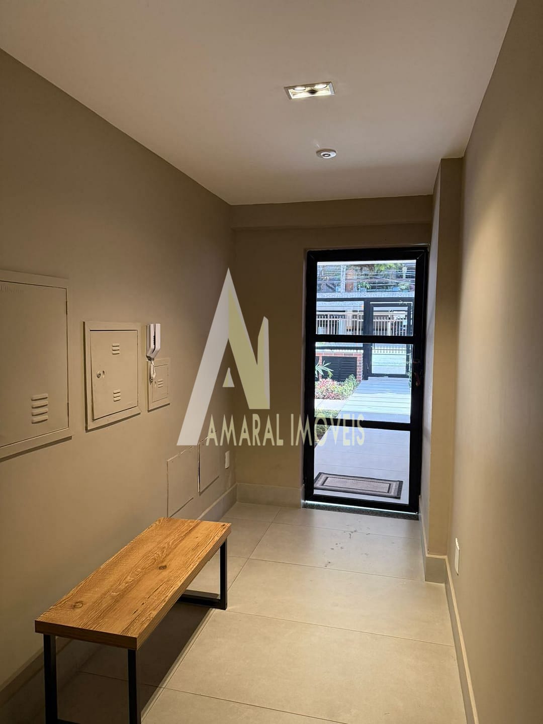 Apartamento para alugar com 2 quartos, 113m² - Foto 9