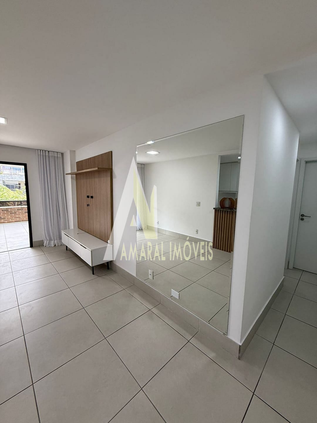 Apartamento para alugar com 2 quartos, 113m² - Foto 5
