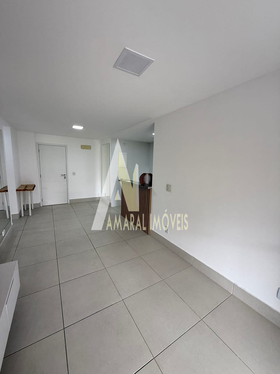 Apartamento para alugar com 2 quartos, 113m² - Foto 22
