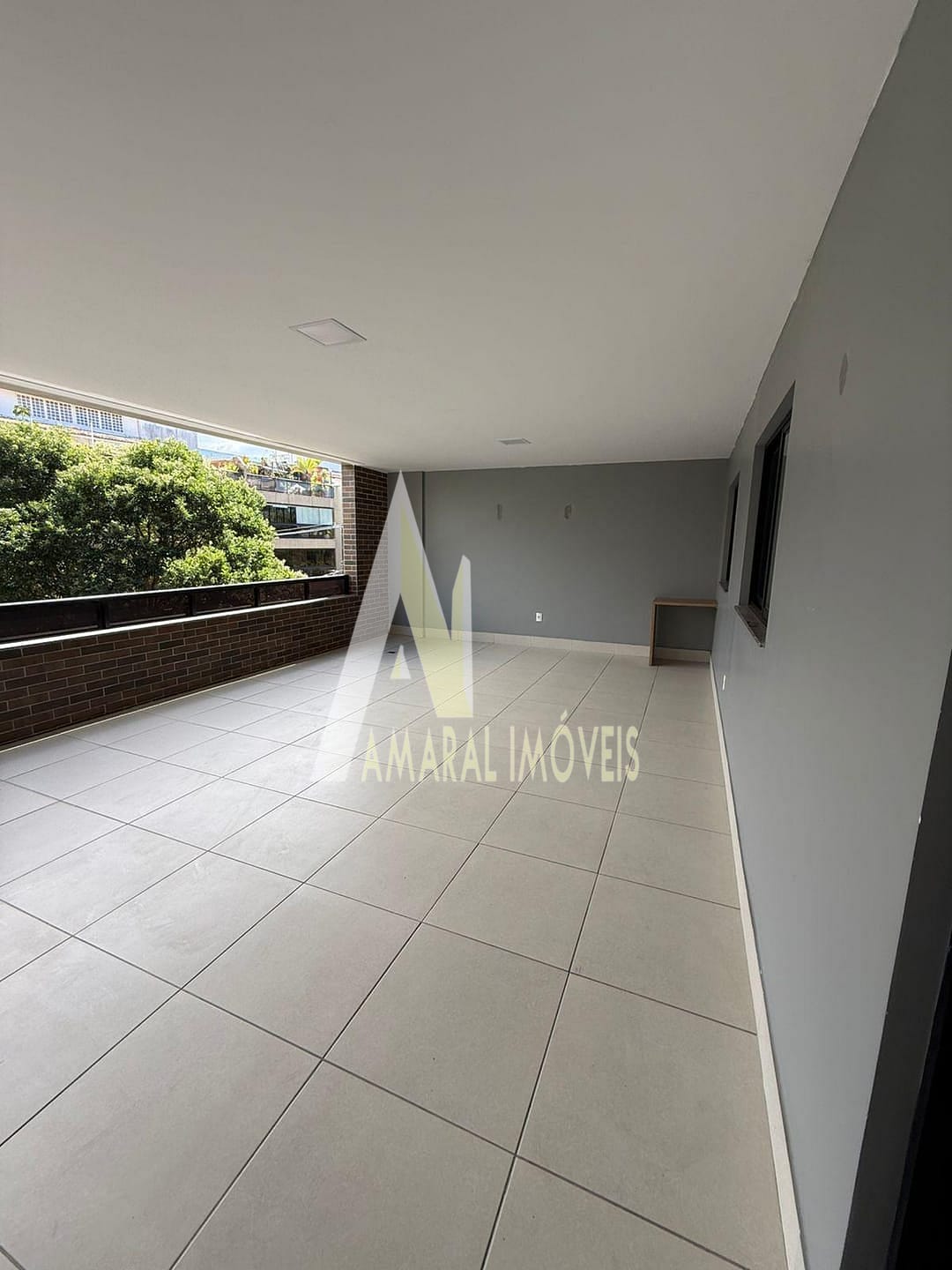Apartamento para alugar com 2 quartos, 113m² - Foto 3