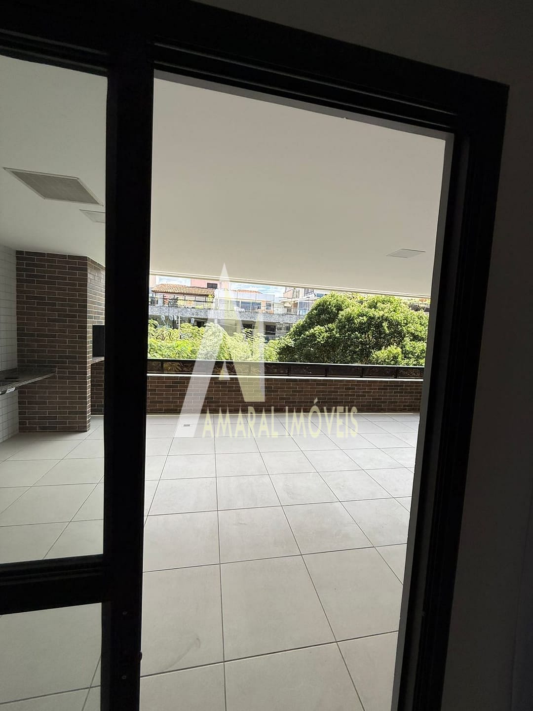 Apartamento para alugar com 2 quartos, 113m² - Foto 34