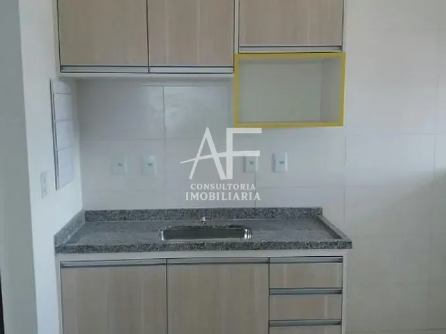 Apartamento à venda, no bairro Parque São Luís em Taubaté
