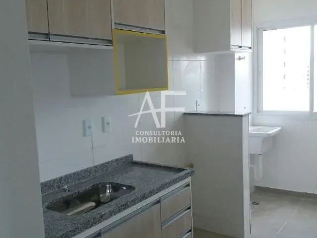Apartamento à venda, no bairro Parque São Luís em Taubaté