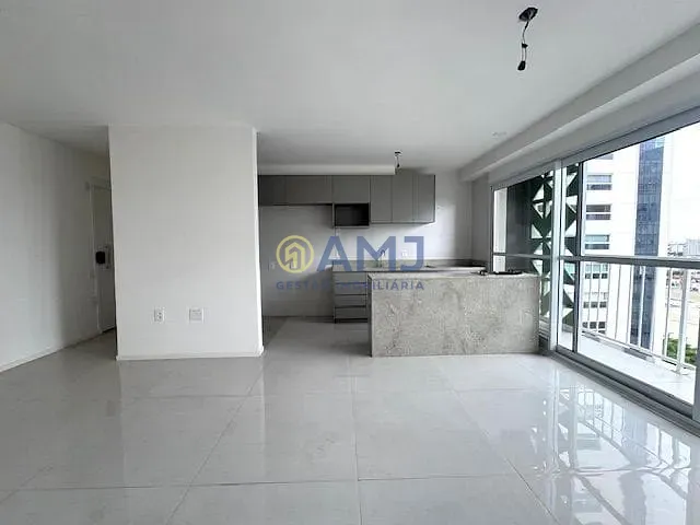 Apartamento 3 quartos e 2 banheiros, à venda, no bairro Setor Bueno em Goiânia