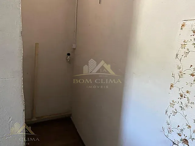Apartamento 1 quarto e 1 banheiro, para alugar, no bairro Bandeirantes em Juiz de Fora