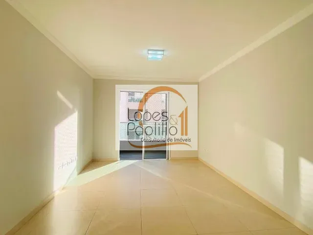 Apartamento 2 quartos e 2 banheiros, para alugar, no bairro Atibaia Jardim em Atibaia
