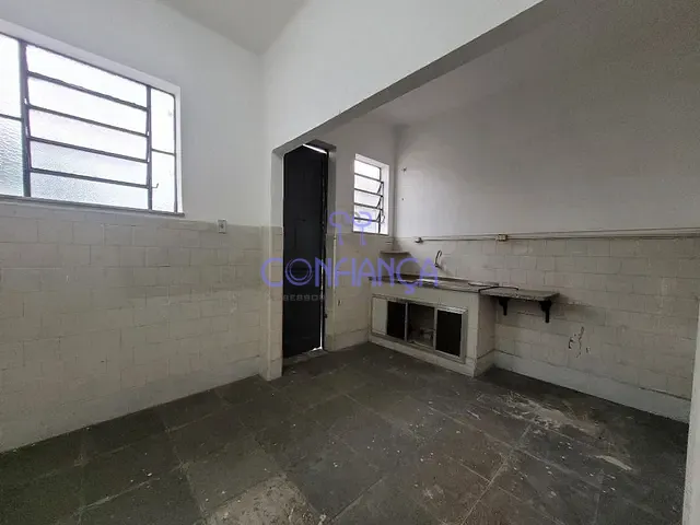 Apartamento com 90m² 2 quartos e 1 banheiro, para alugar, no bairro Senador Vasconcelos em Rio de Janeiro