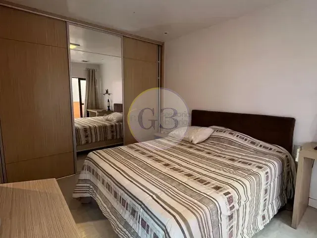 Apartamento 4 quartos e 2 banheiros, à venda, no bairro Centro em Rio Grande