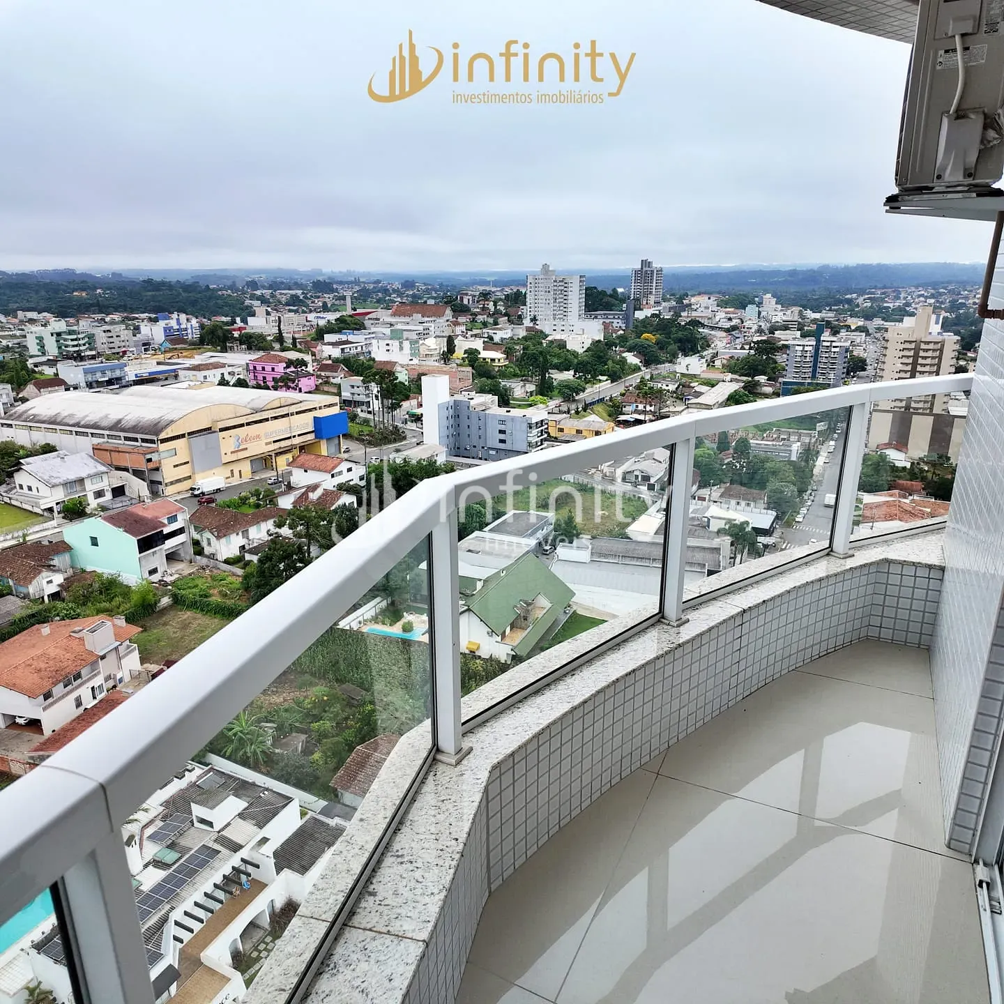 Apartamento, 3 quartos, 139 m² - Foto 1