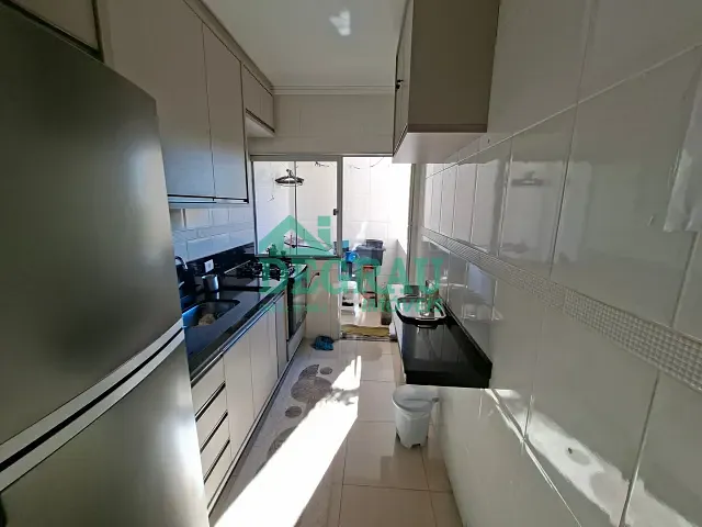 Apartamento 2 quartos e 1 banheiro, para alugar, no bairro Centro em Itapeva