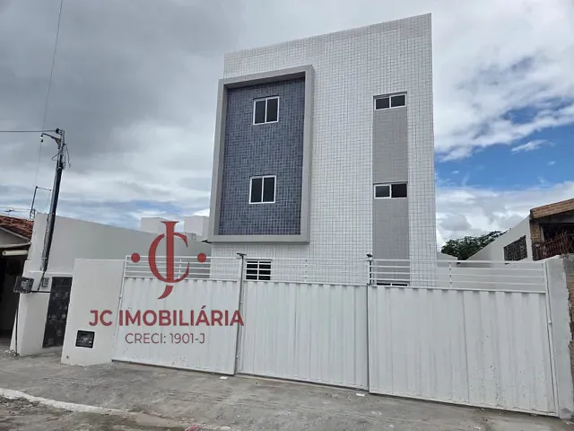 Apartamento 2 quartos e 1 banheiro, à venda, no bairro Paratibe em João Pessoa