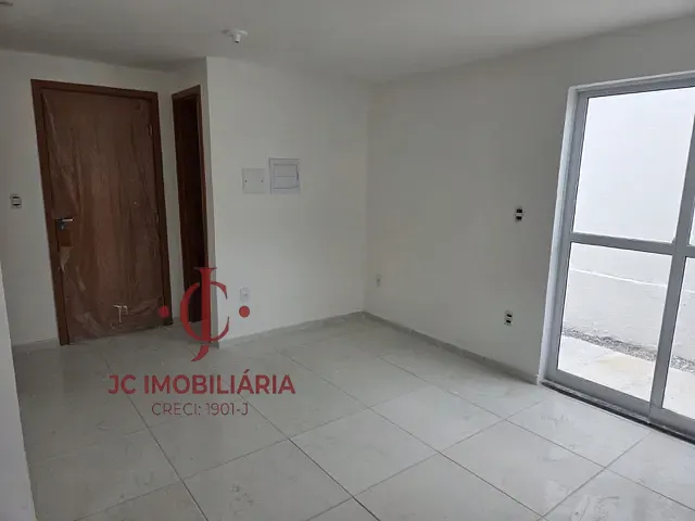 Apartamento 2 quartos e 1 banheiro, à venda, no bairro Paratibe em João Pessoa