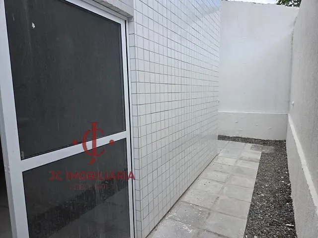 Apartamento 2 quartos e 1 banheiro, à venda, no bairro Paratibe em João Pessoa