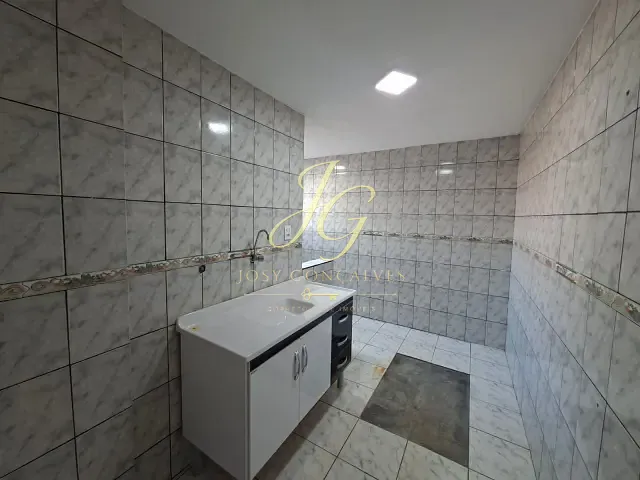 Apartamento 2 quartos e 1 banheiro, à venda, no bairro Jardim Marica em Mogi das Cruzes