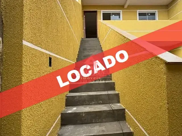 Apartamento 2 quartos e 1 banheiro, para alugar, no bairro Fazendinha em Curitiba