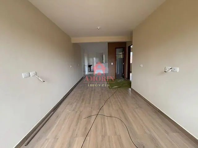Apartamento 2 quartos e 1 banheiro, para alugar, no bairro Fazendinha em Curitiba