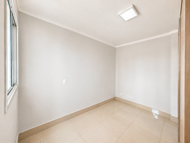 Apartamento 3 quartos e 4 banheiros, para alugar, no bairro Jardim América em Goiânia