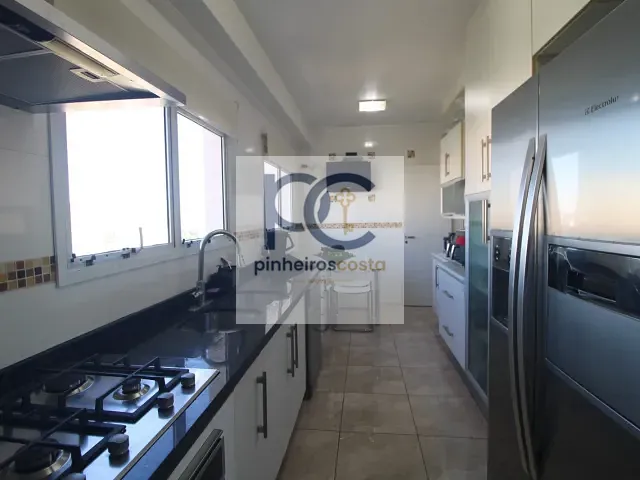 Apartamento 1 quarto e 4 banheiros, à venda, no bairro Santo Amaro em São Paulo