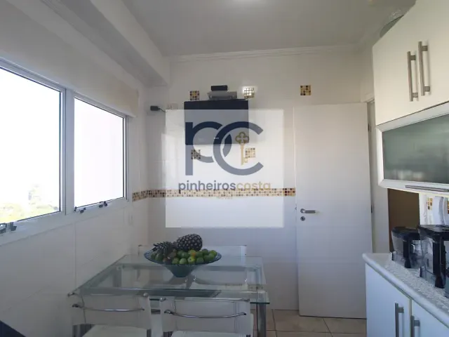 Apartamento 1 quarto e 4 banheiros, à venda, no bairro Santo Amaro em São Paulo