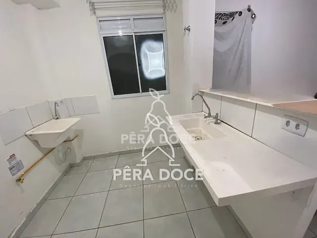 Apartamento 2 quartos e 1 banheiro, à venda, no bairro Parque dos Buritis em Uberaba