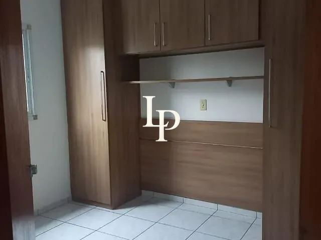 Apartamento 2 quartos e 1 banheiro, à venda, no bairro Vila Humaita em Santo André