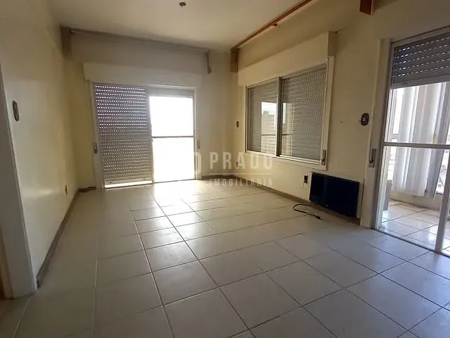 Apartamento 3 quartos e 3 banheiros, à venda, no bairro Centro em Pelotas