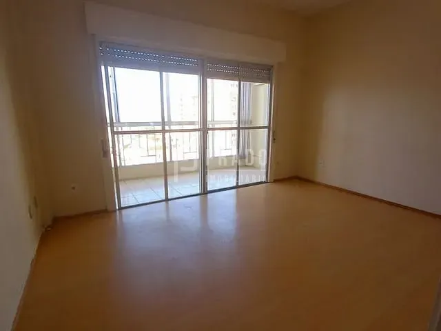 Apartamento 3 quartos e 3 banheiros, à venda, no bairro Centro em Pelotas