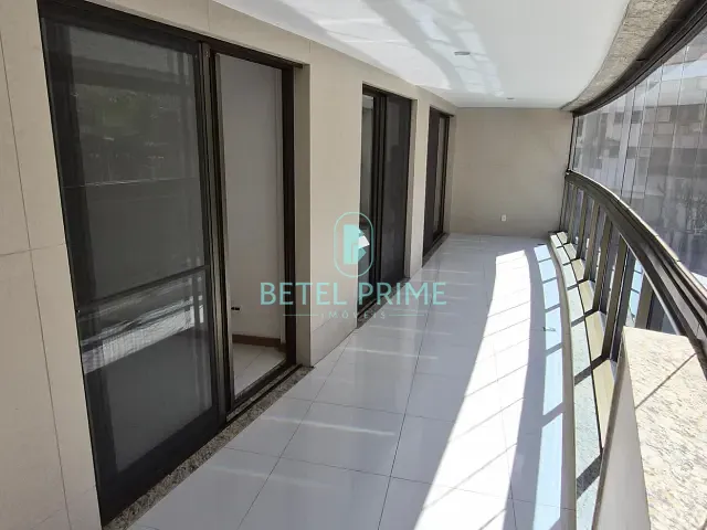 Apartamento com 150m² 4 quartos e 4 banheiros, para alugar, no bairro Lagoa em Rio de Janeiro