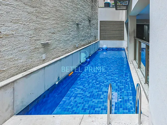 Apartamento com 150m² 4 quartos e 4 banheiros, para alugar, no bairro Lagoa em Rio de Janeiro