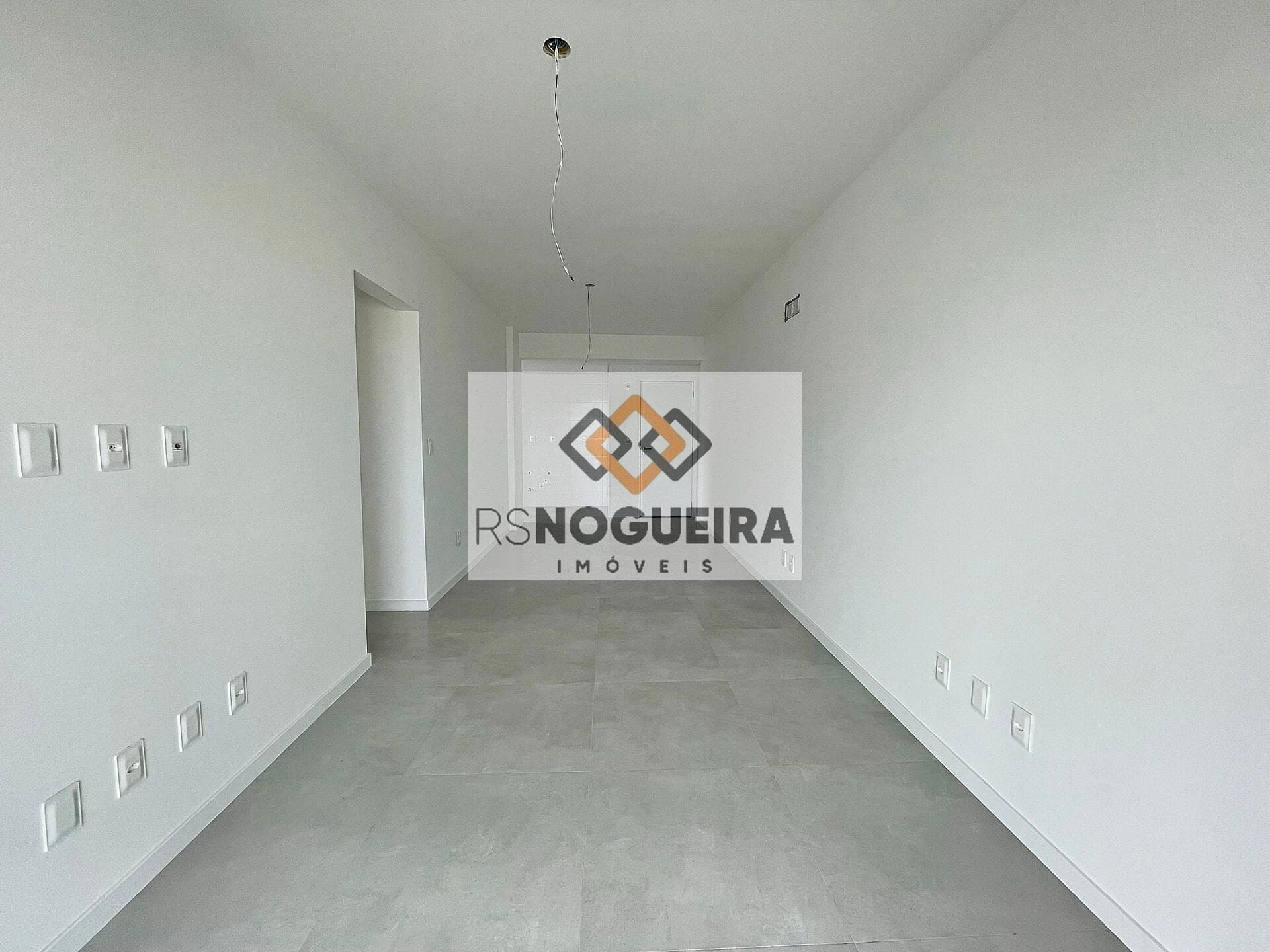 Apartamento à venda com 3 quartos, 10m² - Foto 26