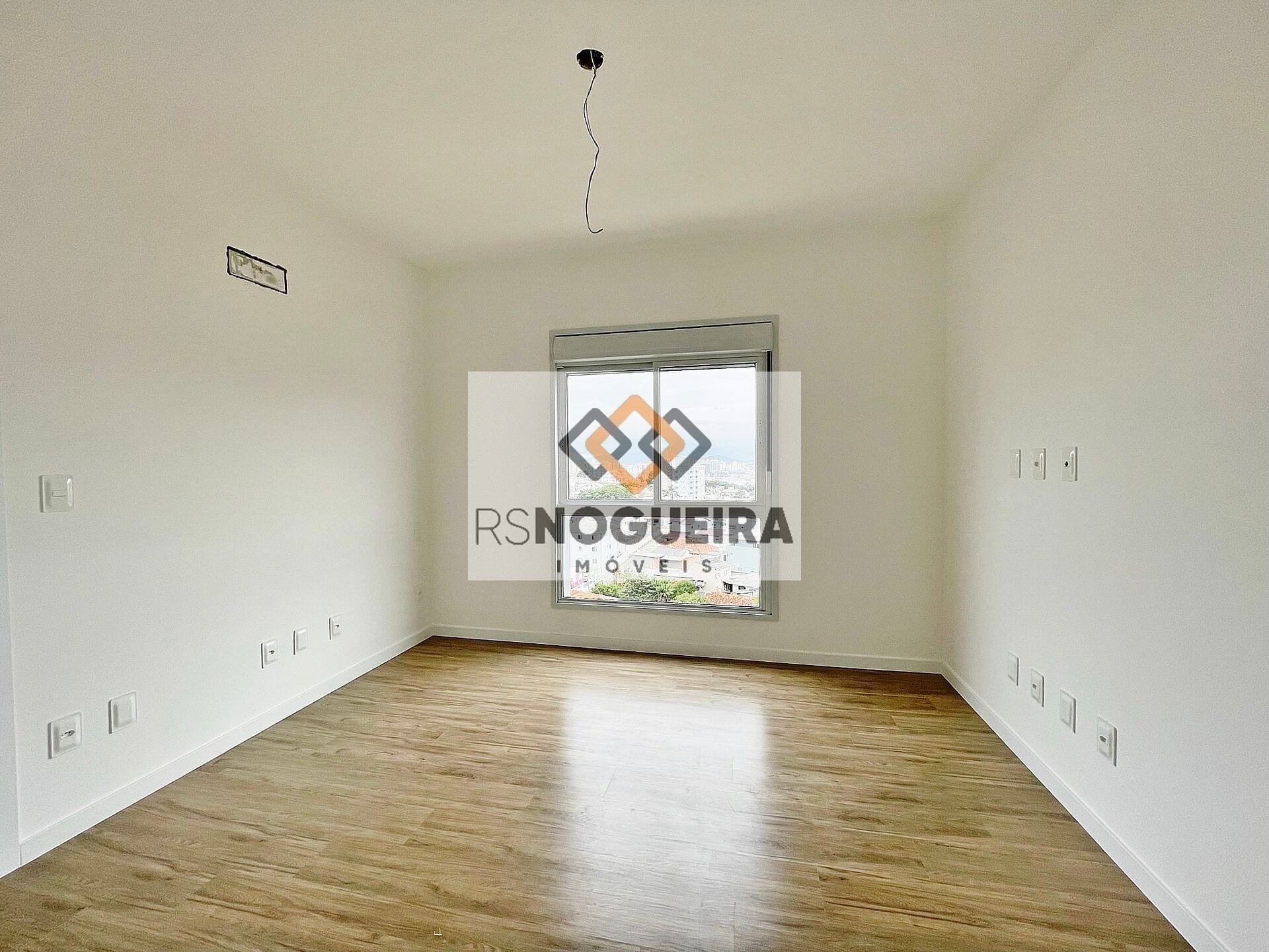 Apartamento à venda com 3 quartos, 10m² - Foto 35