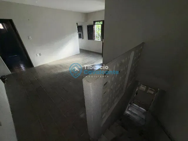 Apartamento 2 quartos e 2 banheiros, para alugar, no bairro Centro em Maranguape