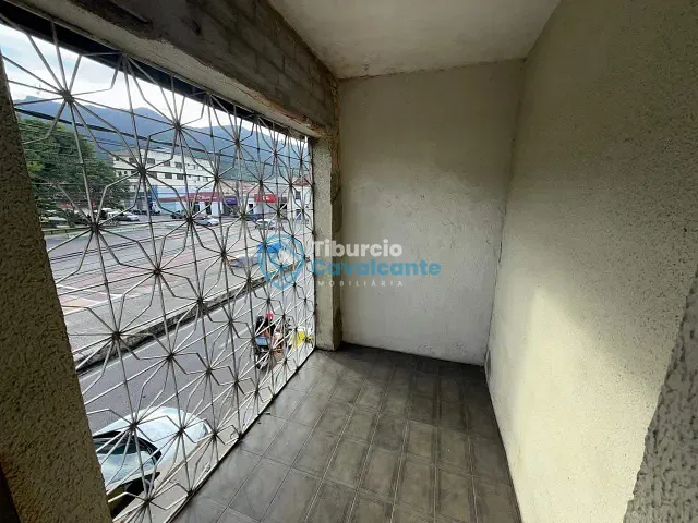 Apartamento 2 quartos e 2 banheiros, para alugar, no bairro Centro em Maranguape