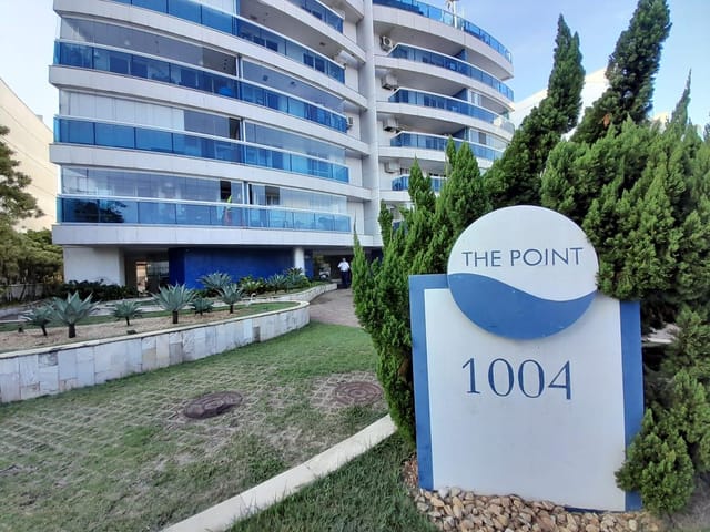 Foto do Apartamento - COND THE POINT // VISTA PARA O MAR // OPORTUNIDADE // REFORMADO // INFRAESTRUTURA COMPLETA //  2 VAGAS DE GARAGEM // PORTARIA 24 HORAS //  2 ELEVADORES | VILLARREAL IMOBILIÁRIA