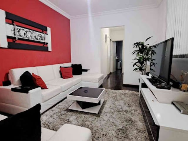 Apartamento 2 quartos e 2 banheiros, à venda, no bairro Paineiras em Juiz de Fora