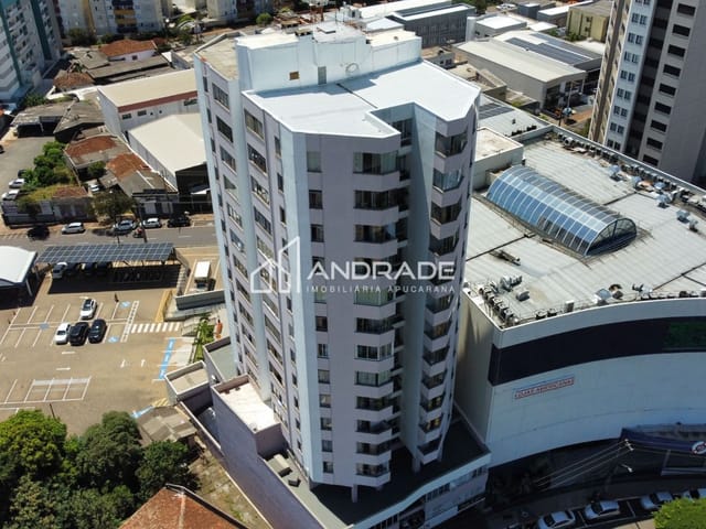 Apartamento com 101m² 3 quartos e 2 banheiros, à venda, no bairro Centro em Apucarana