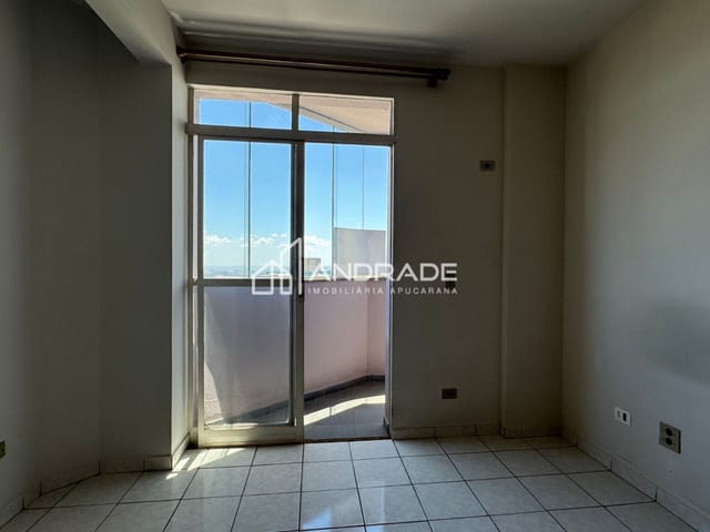 Apartamento com 101m² 3 quartos e 2 banheiros, à venda, no bairro Centro em Apucarana