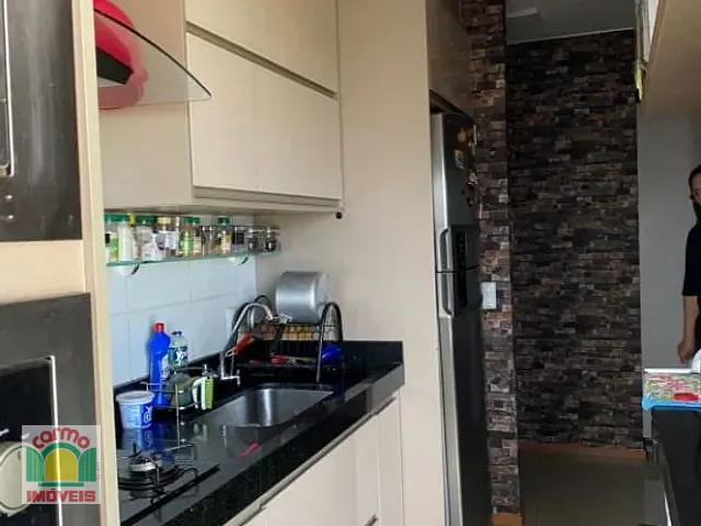 Apartamento 3 quartos e 2 banheiros, à venda, no bairro Cidade Jardim em Anápolis