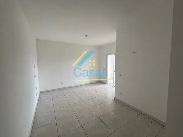 Apartamento 2 quartos e 1 banheiro, à venda ou para alugar, no bairro Vila Santa Isabel em São Roque