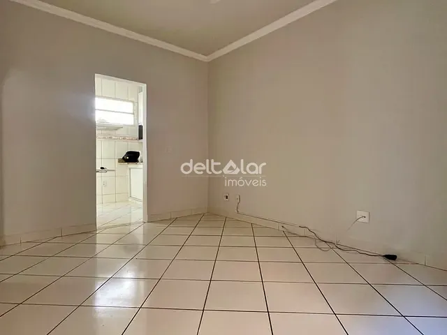 Apartamento com 45m² 2 quartos e 1 banheiro, para alugar, no bairro Planalto em Belo Horizonte