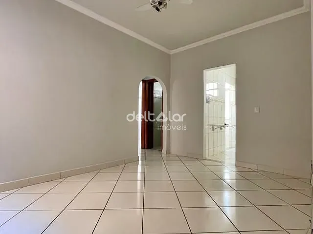 Apartamento com 45m² 2 quartos e 1 banheiro, para alugar, no bairro Planalto em Belo Horizonte