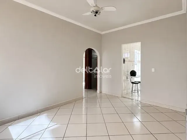 Apartamento com 45m² 2 quartos e 1 banheiro, para alugar, no bairro Planalto em Belo Horizonte