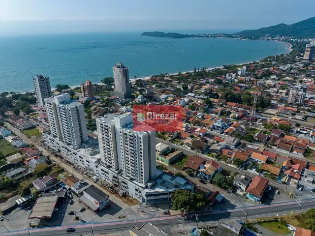 Apartamento 3 quartos e 2 banheiros, à venda, no bairro ARMAÇÃO em Penha