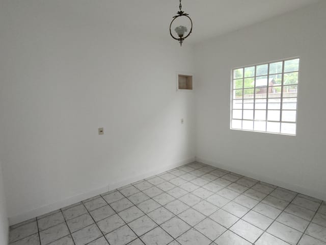 Apartamento 3 quartos e 1 banheiro, à venda ou para alugar, no bairro Centro em Pomerode